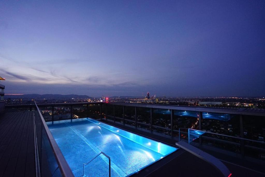 Boutique Studio With Terrace And Pool เวียนนา ภายนอก รูปภาพ